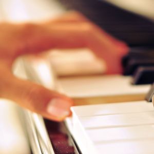 美女诱惑亚洲一区
